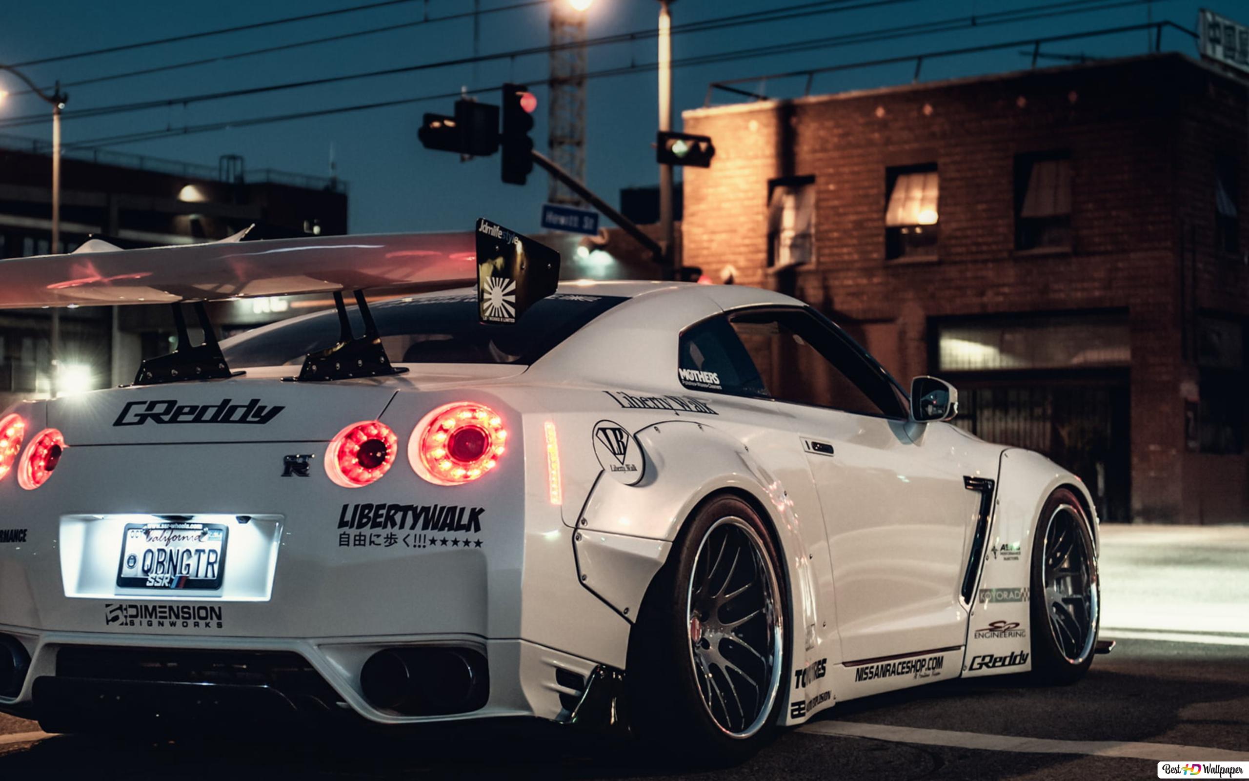 beyaz-nissan-skyline-gtr-r35-coupe-duvar-kagidi-2560x1600_7.jpg