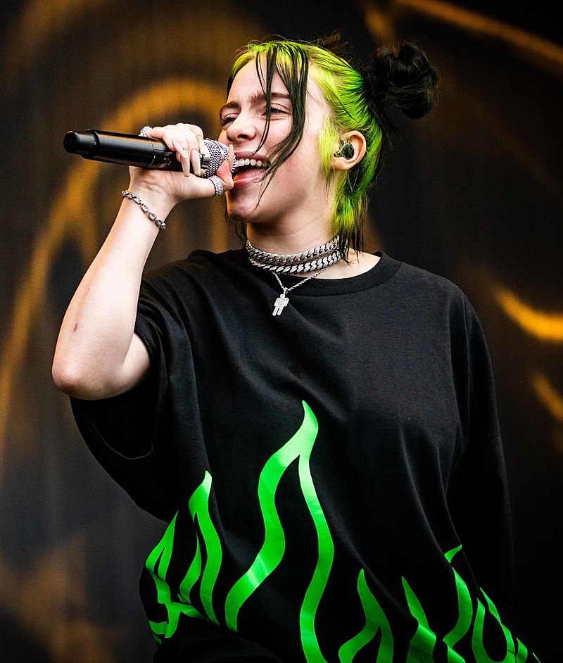 Billie_Eilish_at_Pukkelpop_Festival_-_18_AUGUST_2019_(01)_(cropped).jpg