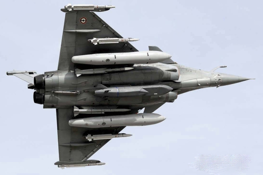 dassault-rafale-weapons-load.jpg