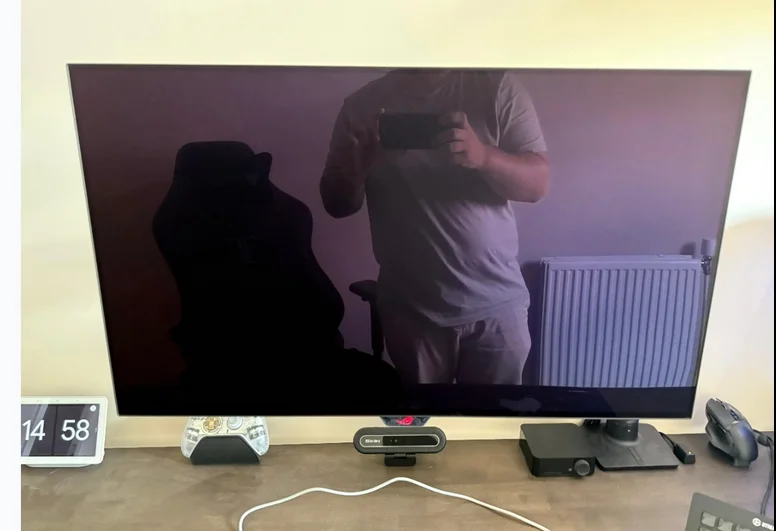 Desktop Screenshot 2025.11.28 - 21.59.17.99.webp