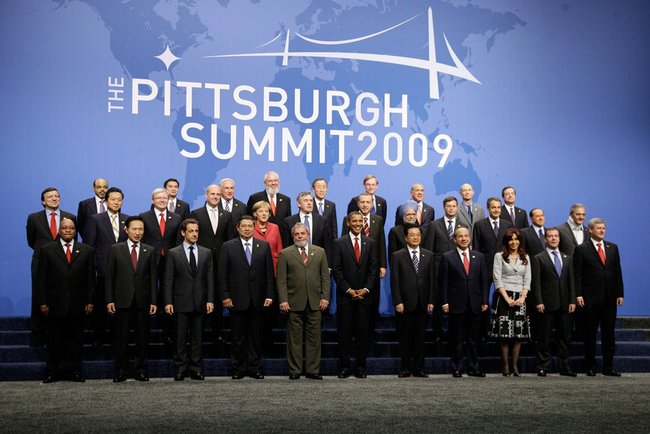 Dmitry_Medvedev_at_G20_Pittsburgh_summit-1.jpg