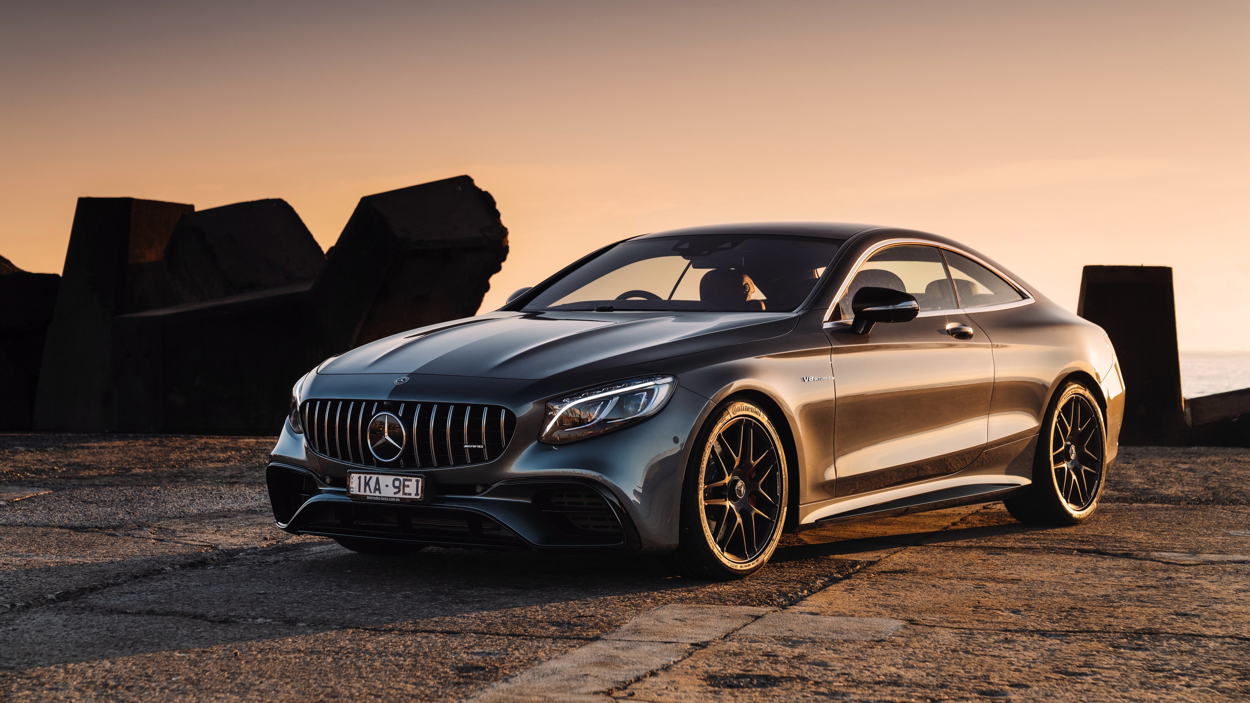 mercedes_amg_s_63_4matic_coupe_4k-HD-min.jpg