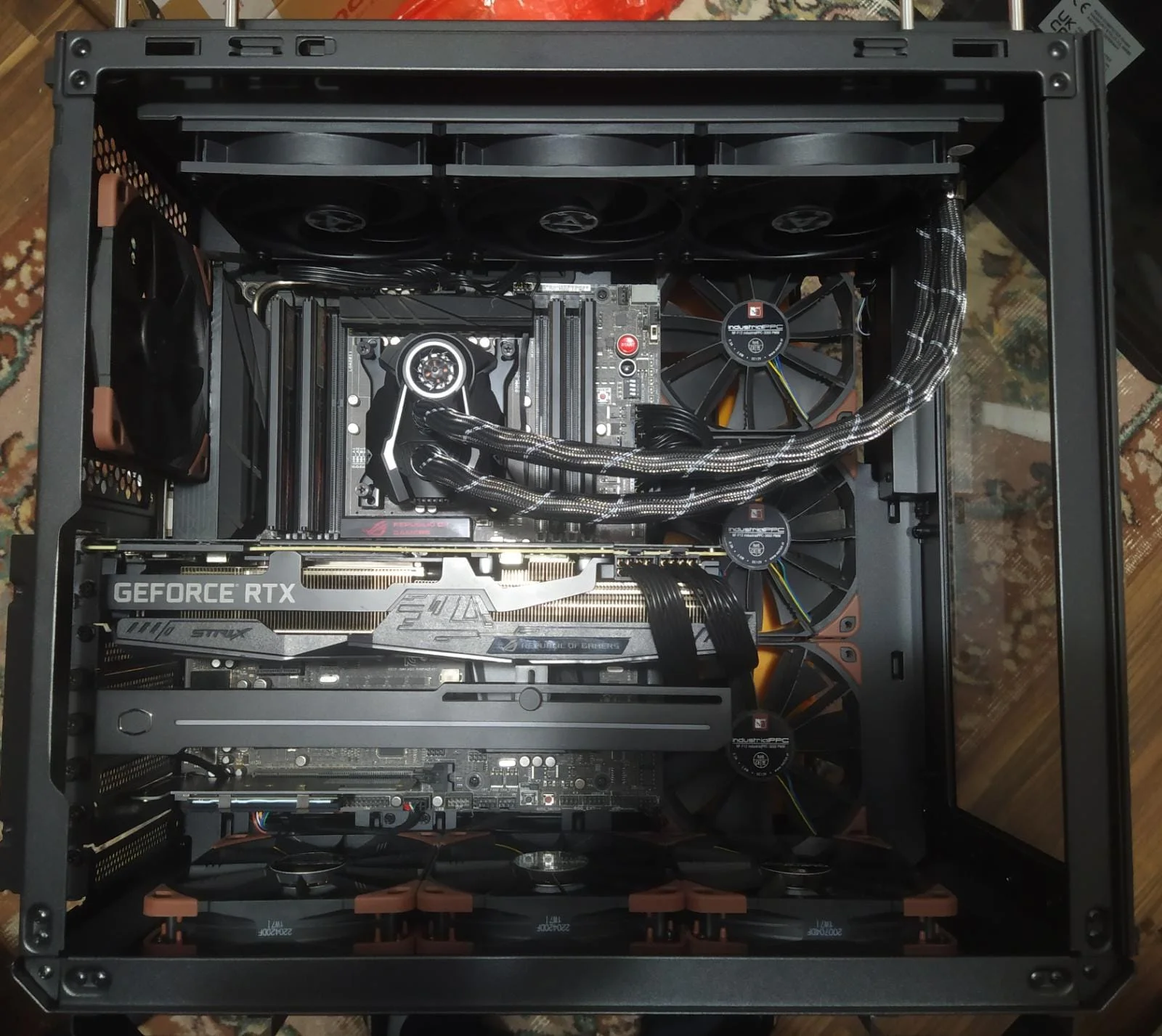 r4black.webp