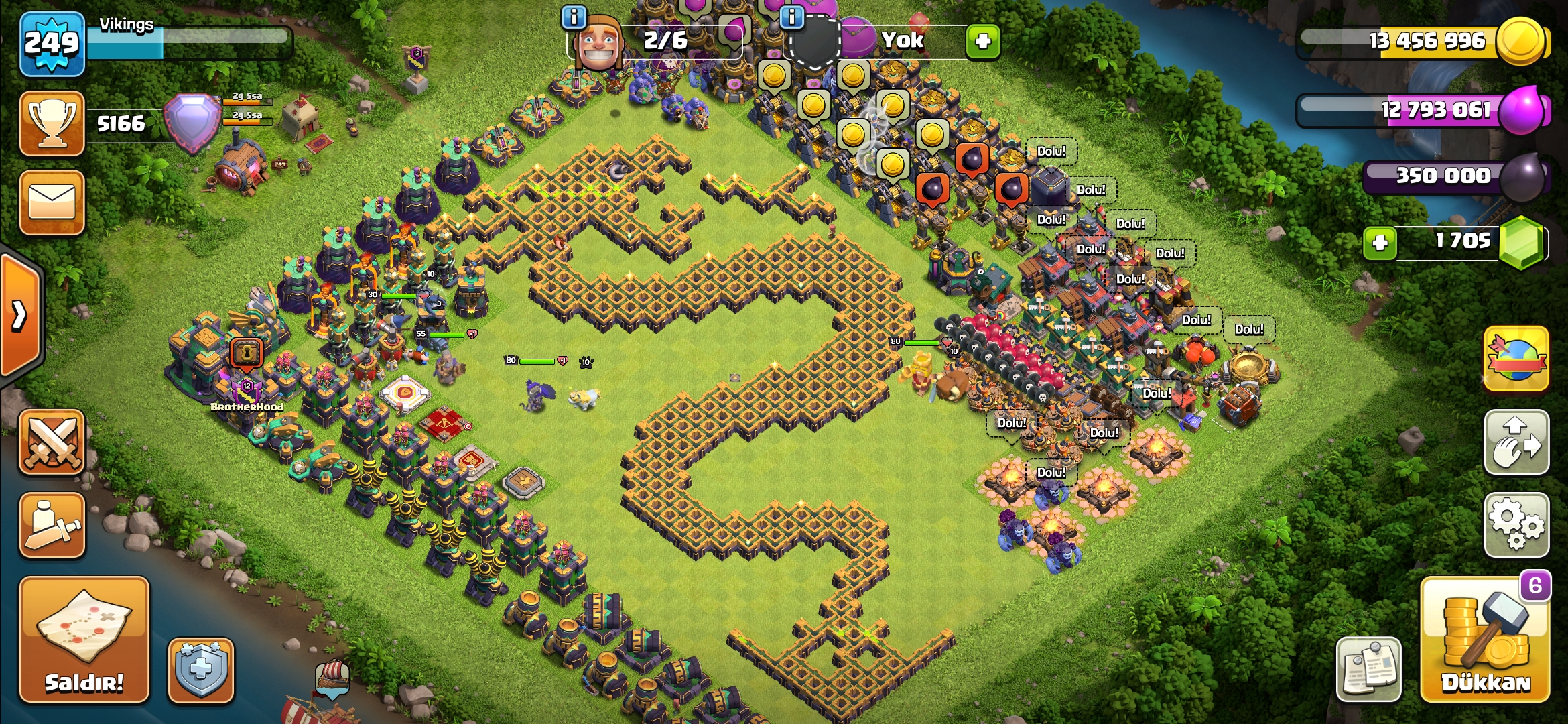 Screenshot_2022-09-14-10-40-10-705_com.supercell.clashofclans.jpg