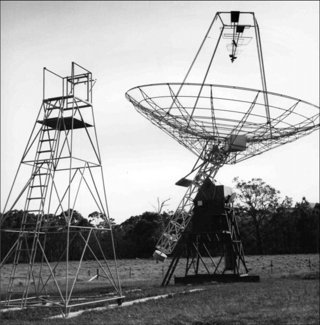The-new-10-m-dish-with-the-old-ex-Potts-radar-antenna-mounting-that-was-installed-at.png