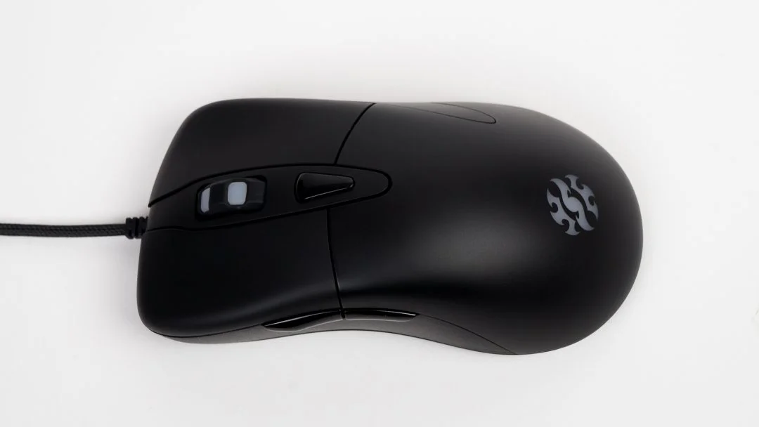 XPG_infarex_m20_review_topside-1080x608.webp