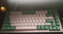 İki set oem ve xda keycaps