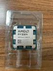 AMD Ryzen 7 9800X3D Sekiz Çekirdek 4.7 GHz Kutusuz Fansız